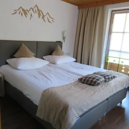 法尔肯福斯豪斯酒店 3*